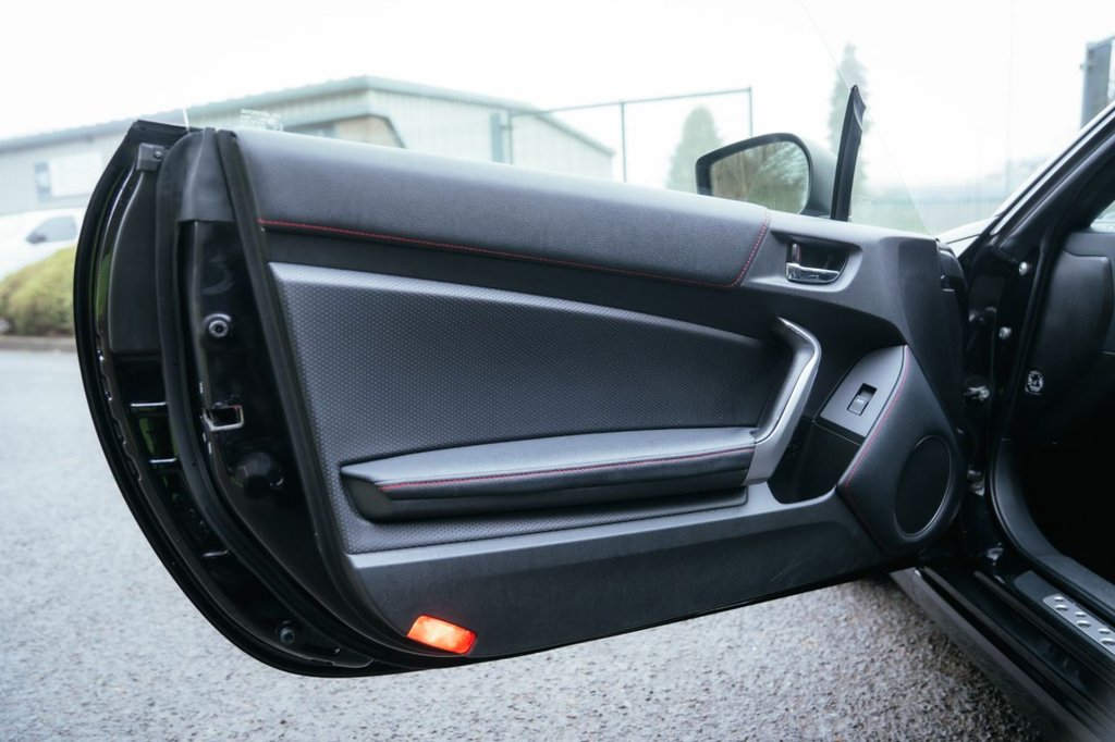 Used Toyota GT86 2012 for sale - 77383961: Photo 48