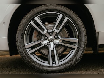 Used Volvo XC60 2021 for sale - 78780792: Photo