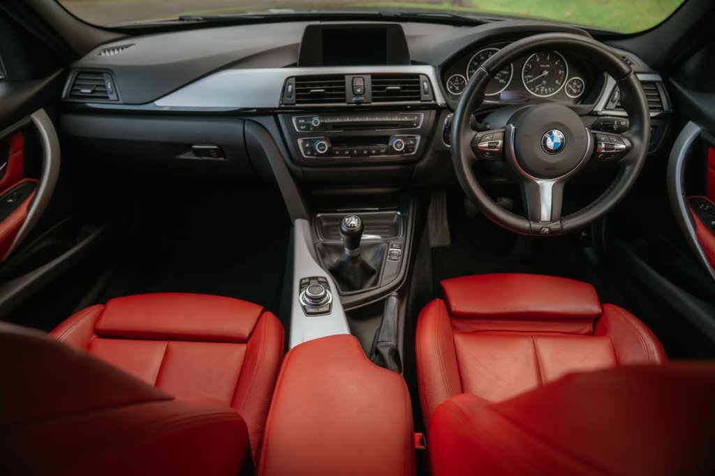 Used BMW 3 Series 2015 for sale - 76768098: Photo 2