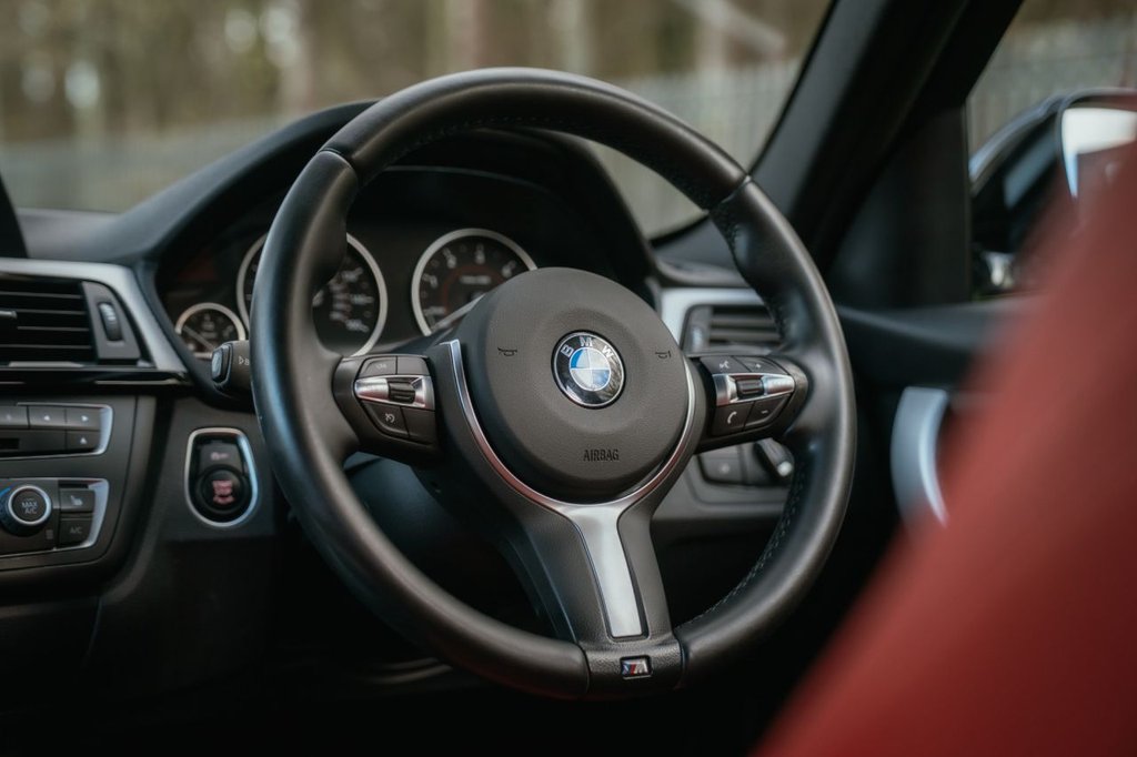 Used BMW 3 Series 2015 for sale - 76768098: Photo 37