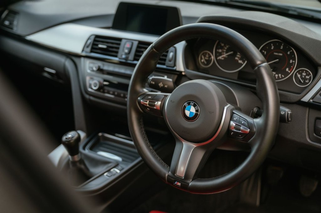 Used BMW 3 Series 2015 for sale - 76768098: Photo 38