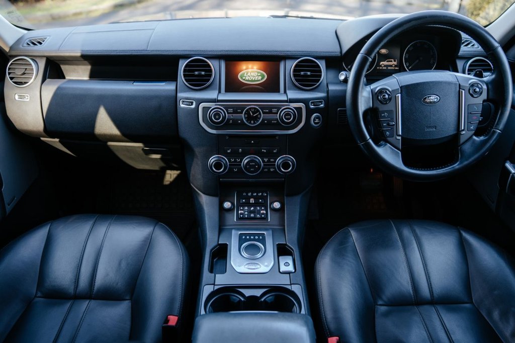 Used Land Rover Discovery 2016 for sale - 77792102: Photo 2