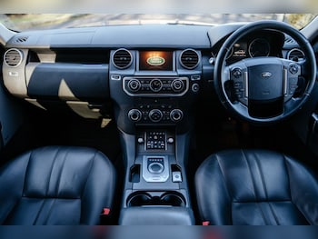 Used Land Rover Discovery 2016 for sale - 77792102: Photo