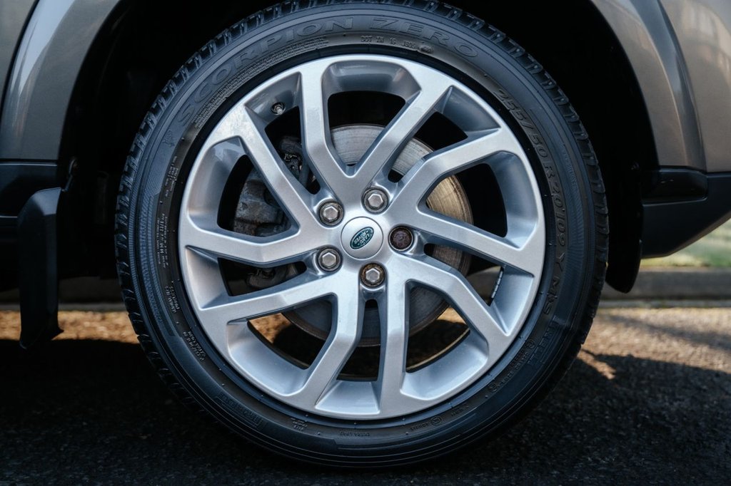 Used Land Rover Discovery 2016 for sale - 77792102: Photo 31