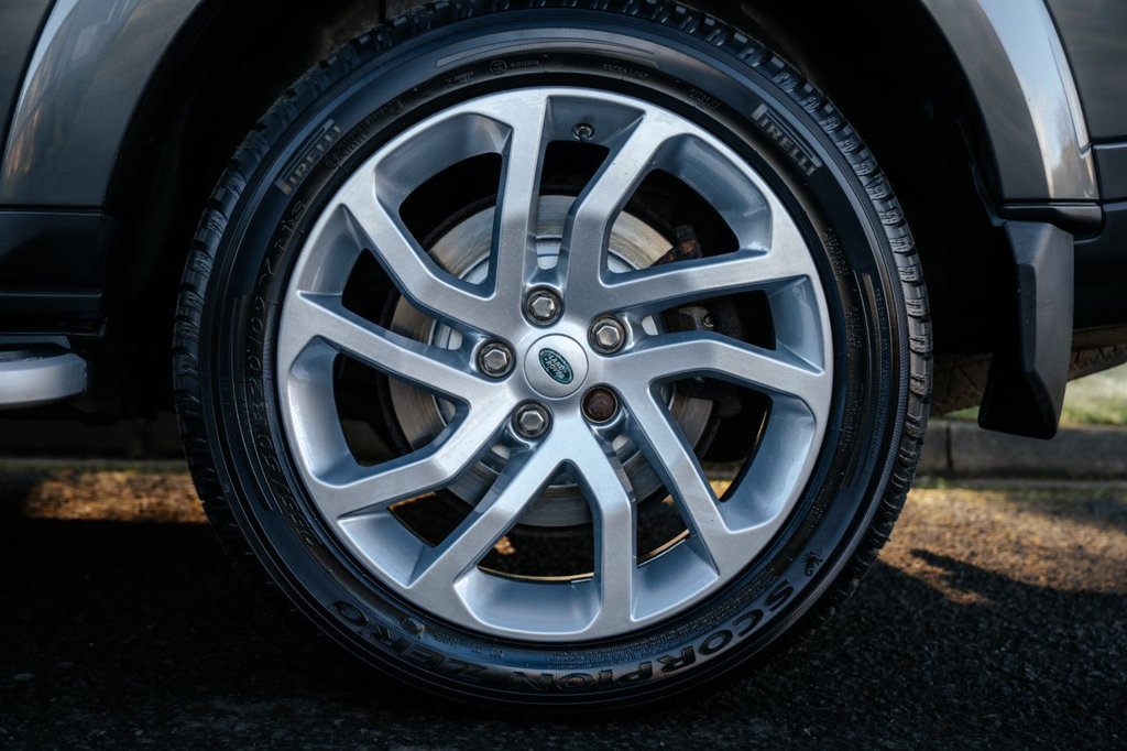 Used Land Rover Discovery 2016 for sale - 77792102: Photo 34