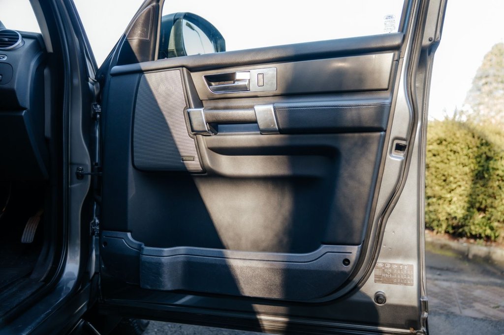 Used Land Rover Discovery 2016 for sale - 77792102: Photo 40