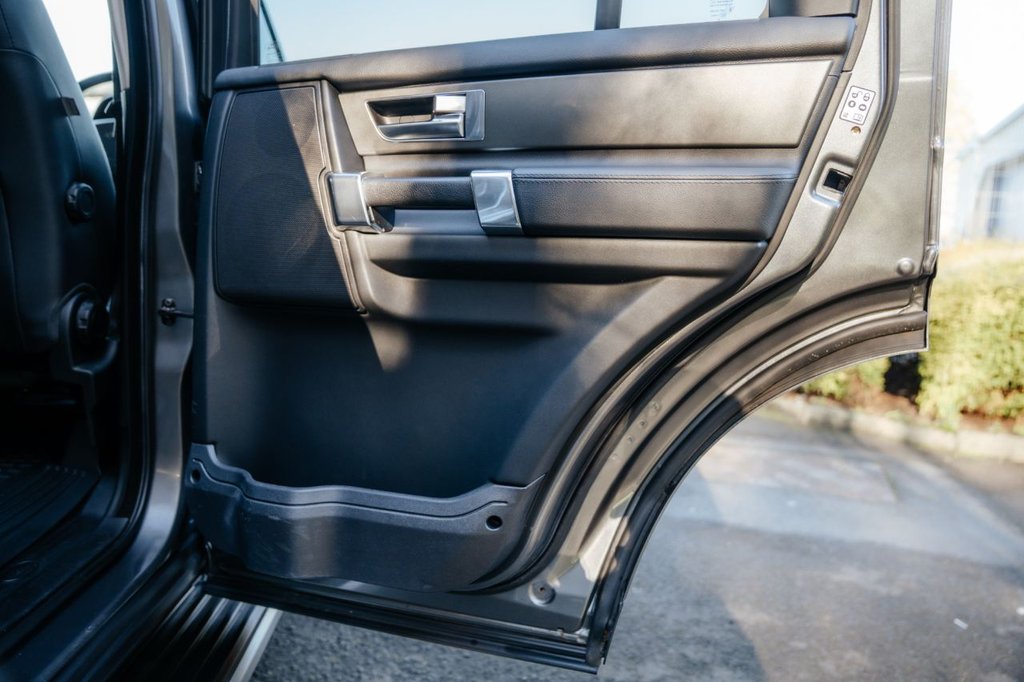 Used Land Rover Discovery 2016 for sale - 77792102: Photo 45