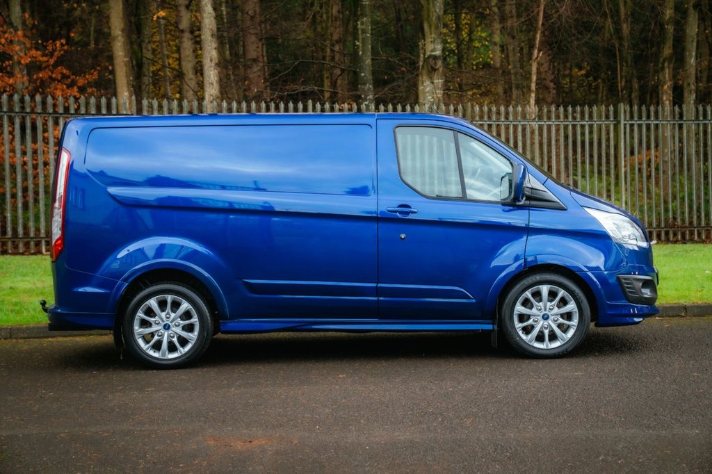 Used Ford Transit Custom 2017 for sale - 76848135: Photo 17