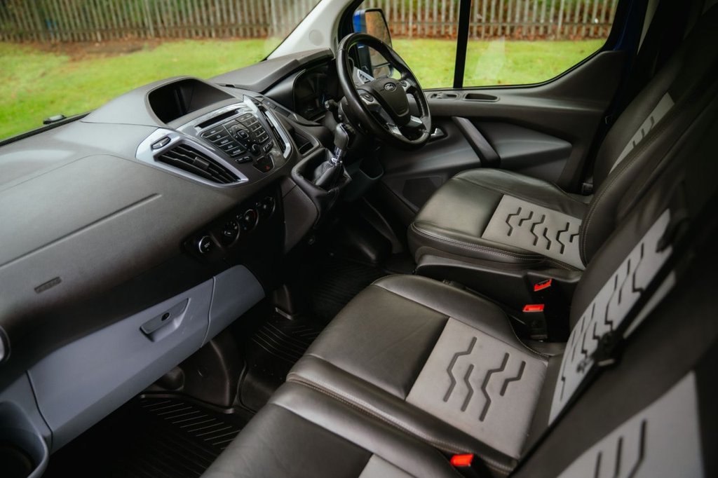 Used Ford Transit Custom 2017 for sale - 76848135: Photo 2