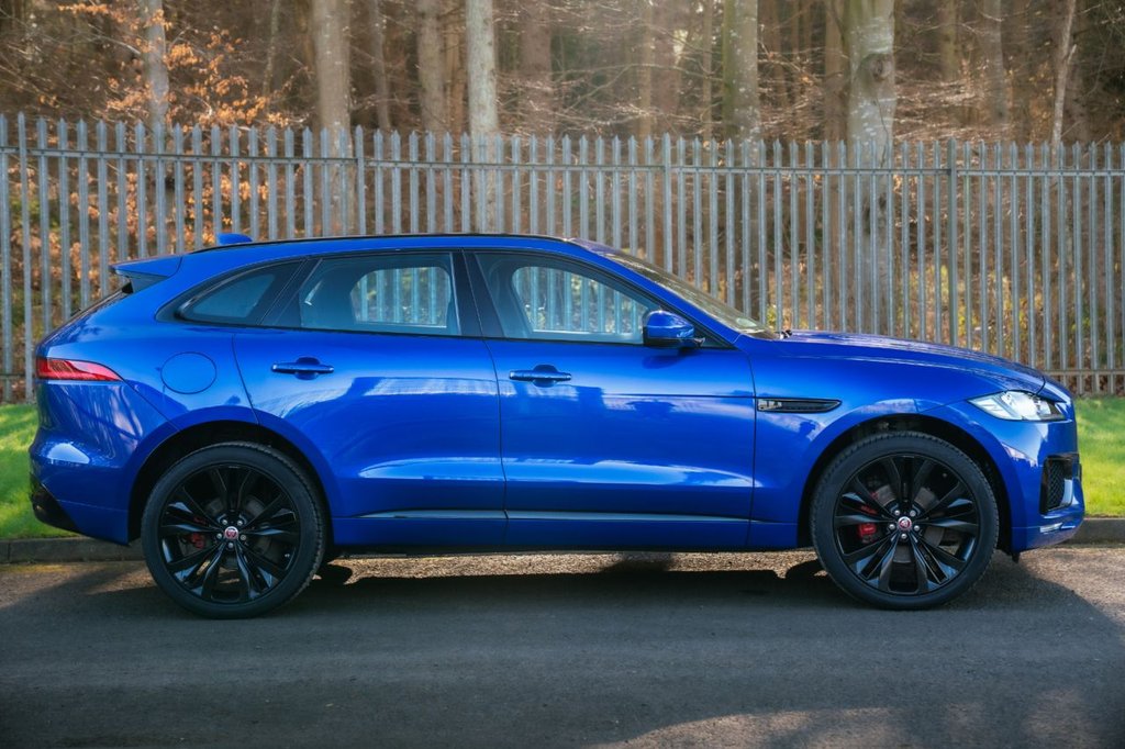 Used Jaguar F-Pace 2017 for sale - 77733860: Photo 17