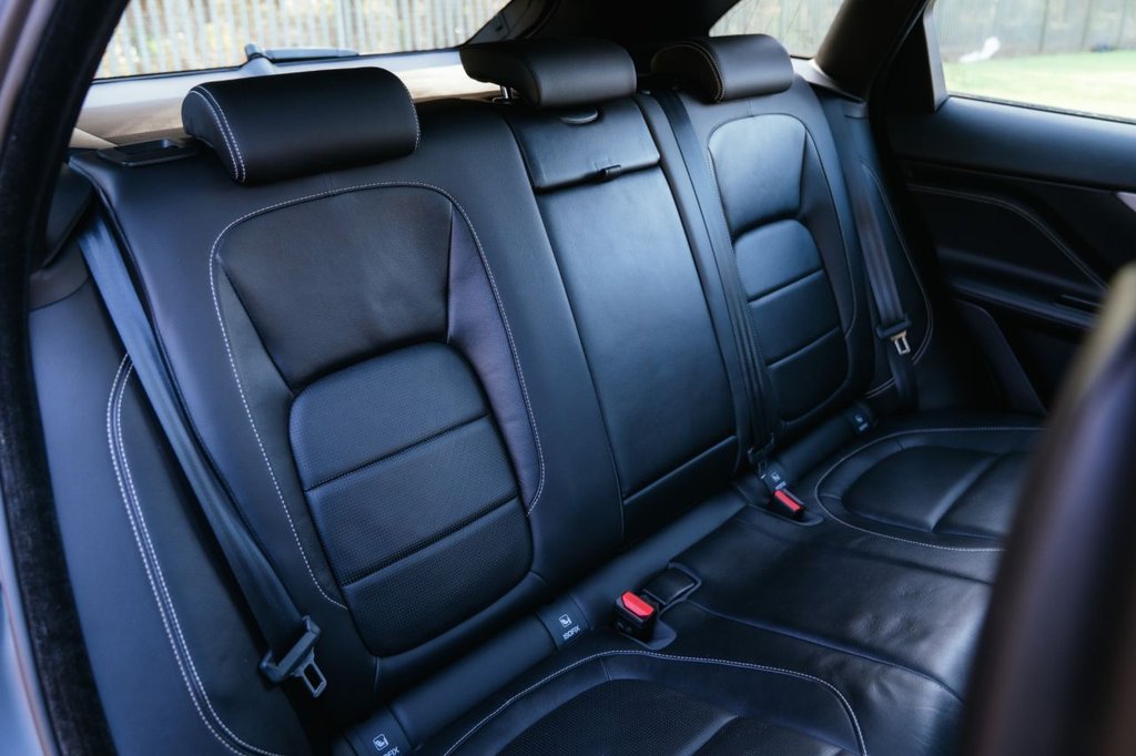 Used Jaguar F-Pace 2017 for sale - 77733860: Photo 42