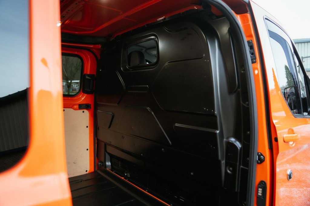 Used Ford Transit Custom 2022 for sale - 77139402: Photo 45