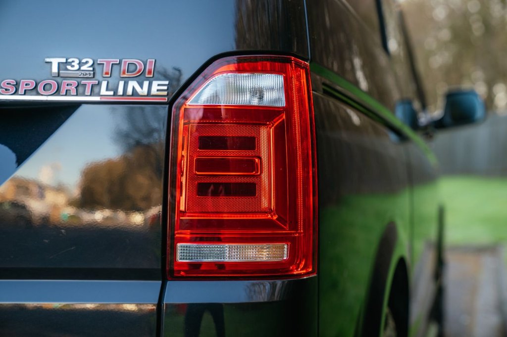 Used Volkswagen Transporter Sportline 2017 for sale - 78153616: Photo 25