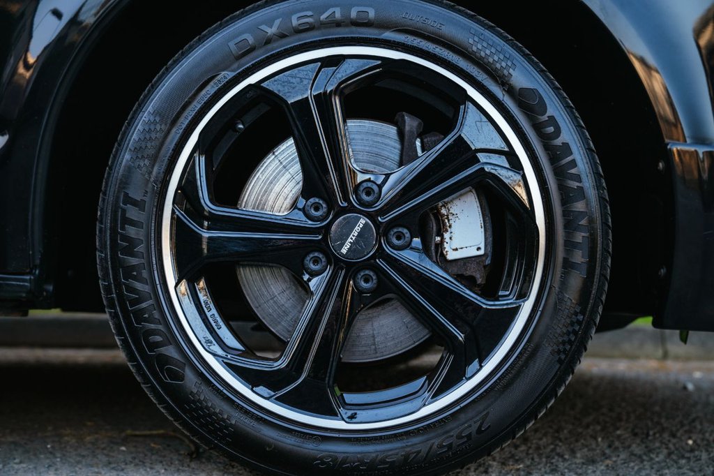 Used Volkswagen Transporter Sportline 2017 for sale - 78153616: Photo 3