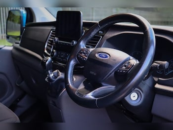 Used Ford Transit Custom 2018 for sale - 76124150: Photo 4