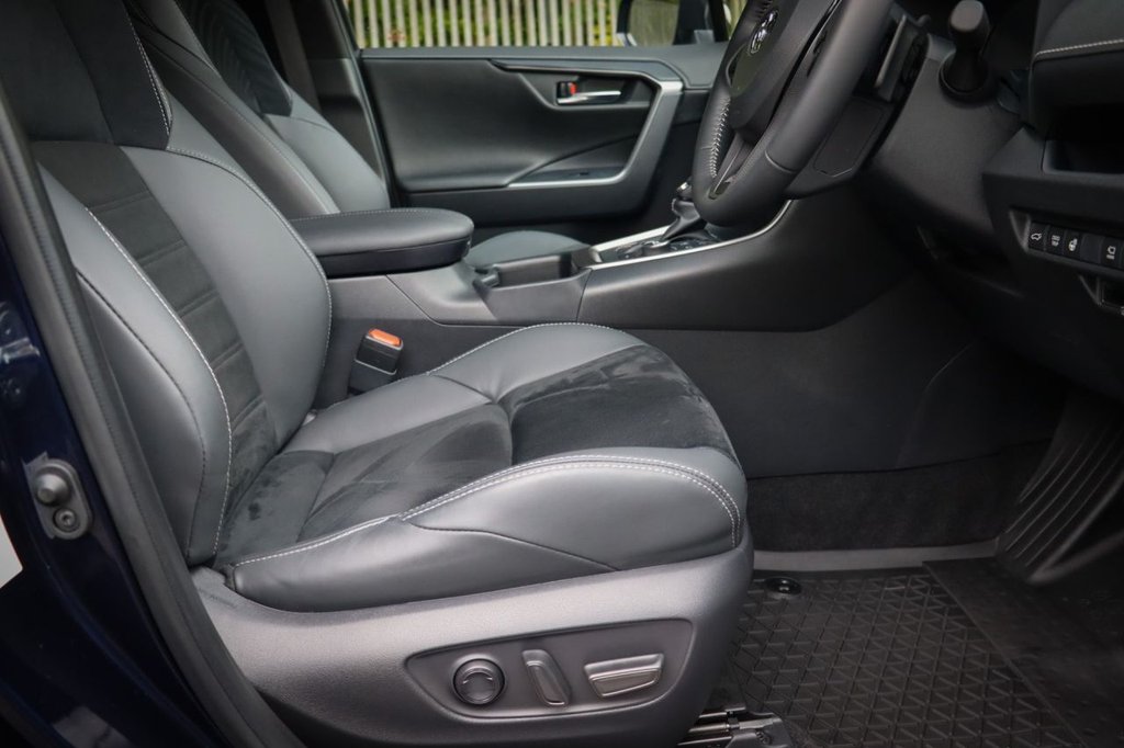 Used Toyota RAV4 2024 for sale - 76303782: Photo 40