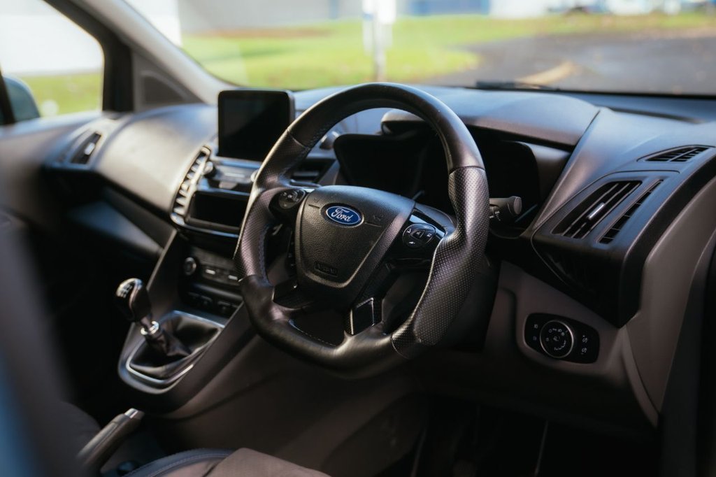 Used Ford Transit Connect 2020 for sale - 76582225: Photo 2