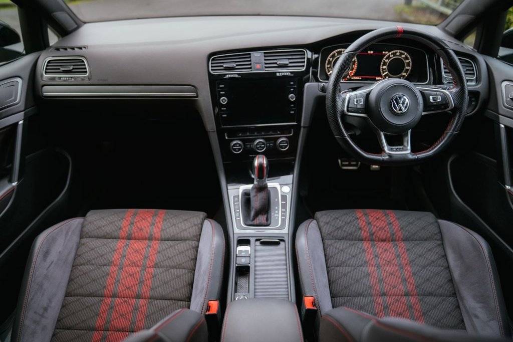 Used Volkswagen Golf 2020 for sale - 77383976: Photo 2