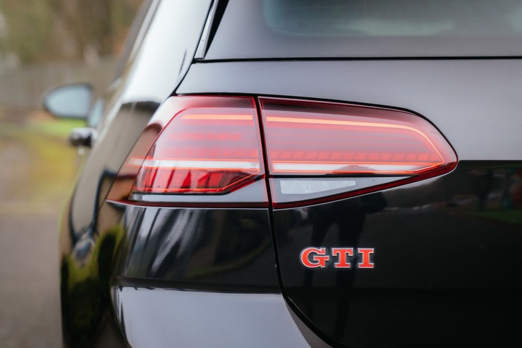 Used Volkswagen Golf 2020 for sale - 77383976: Photo 31