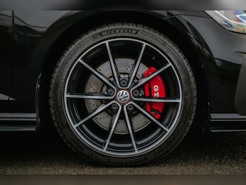 Used Volkswagen Golf 2020 for sale - 77383976: Photo