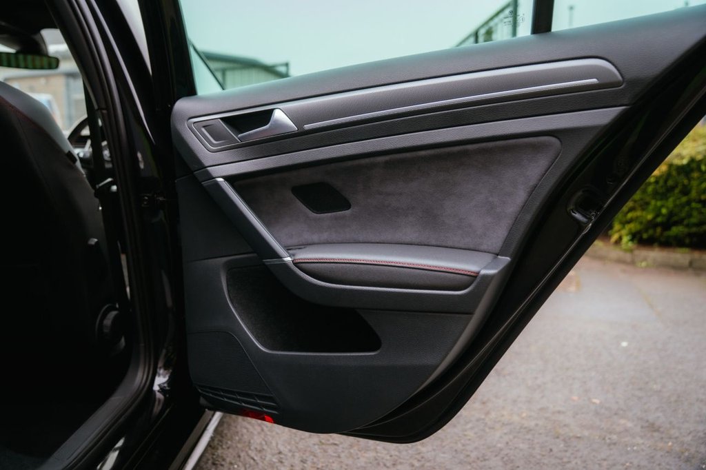 Used Volkswagen Golf 2020 for sale - 77383976: Photo 45