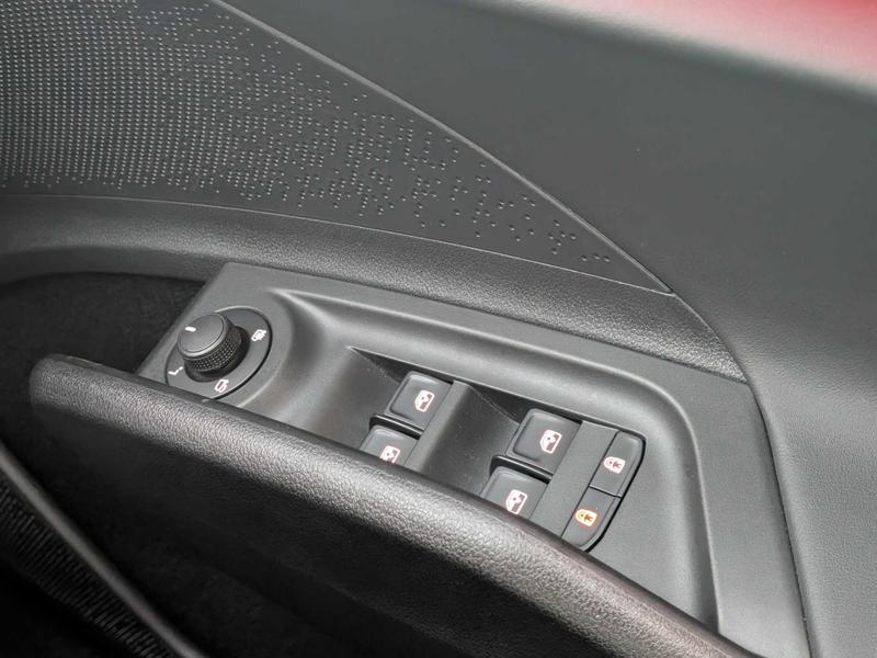 Used Skoda Enyaq 2025 for sale - 76312552: Photo 29