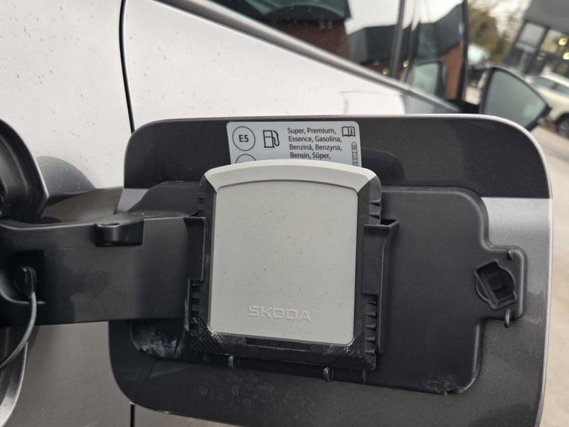 Used Skoda Karoq 2025 for sale - 76277276: Photo 19