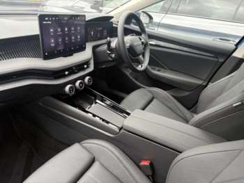 Used Skoda Superb 2025 for sale - 74947013: Photo