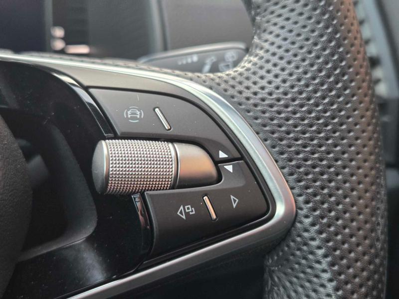 Used Skoda Karoq 2025 for sale - 77121265: Photo 34