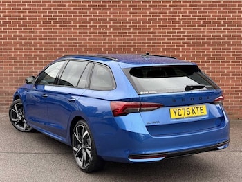 Used Skoda Octavia 2025 for sale - 76222624: Photo