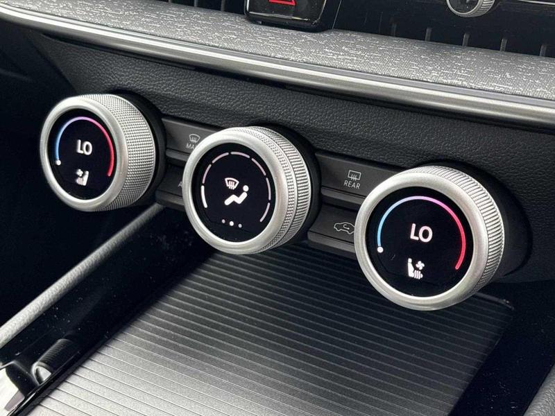 Used Skoda Superb for sale - 77447393: Photo 32