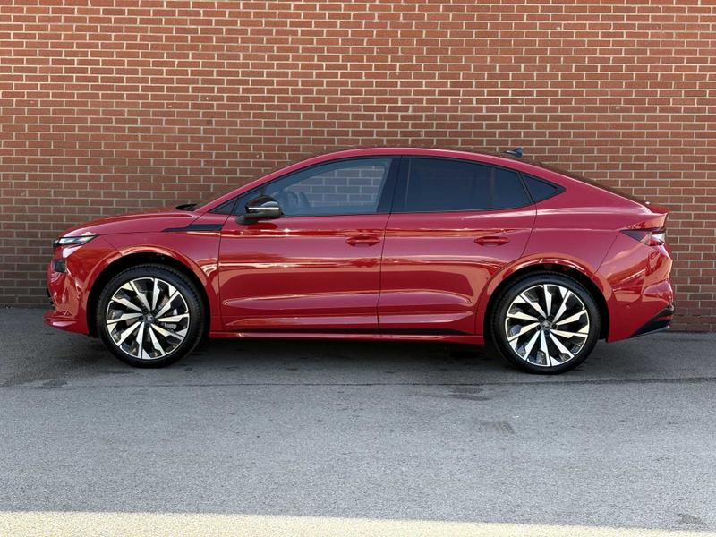 Used Skoda Enyaq 2025 for sale - 76722929: Photo 14