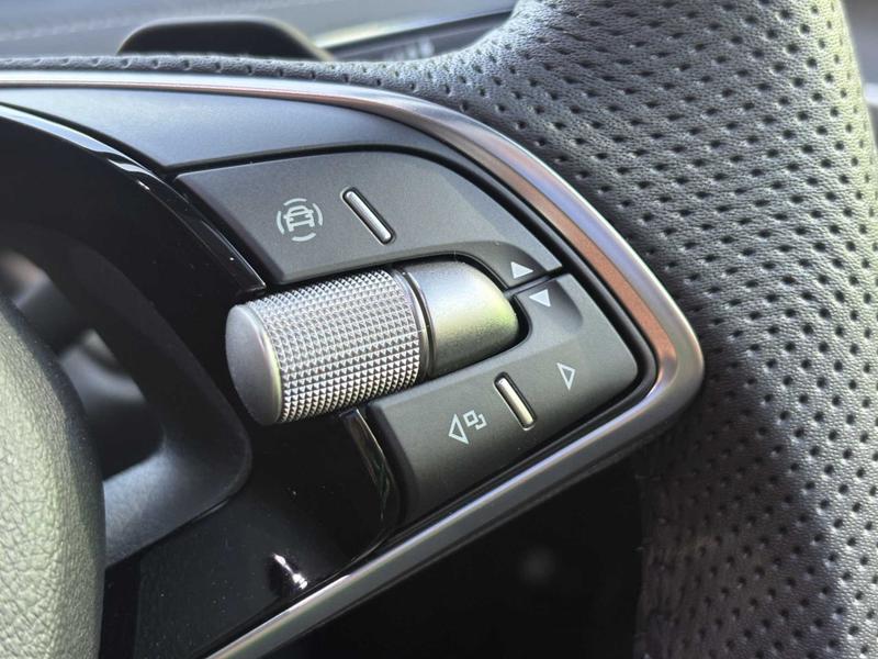 Used Skoda Enyaq 2025 for sale - 76722929: Photo 23