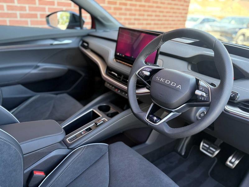 Used Skoda Enyaq 2025 for sale - 76722929: Photo 6