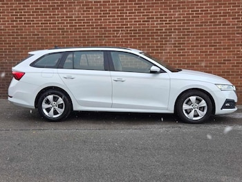 Used Skoda Octavia 2020 for sale - 77079552: Photo