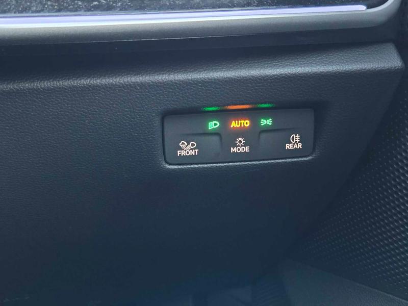 Used Skoda Superb 2025 for sale - 76787787: Photo 33