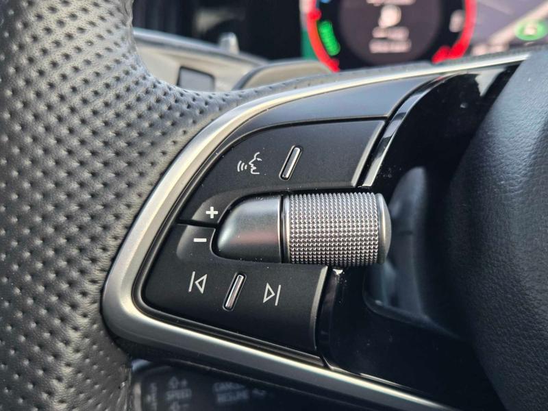 Used Skoda Superb 2025 for sale - 76787787: Photo 35