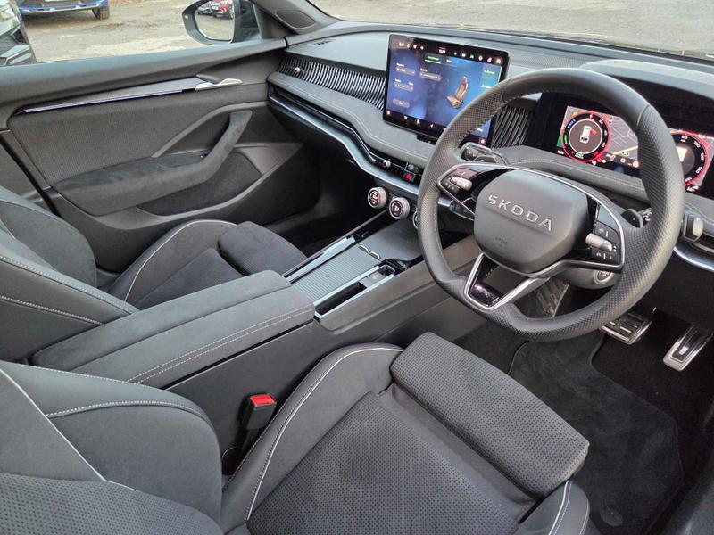 Used Skoda Superb 2025 for sale - 76787787: Photo 6