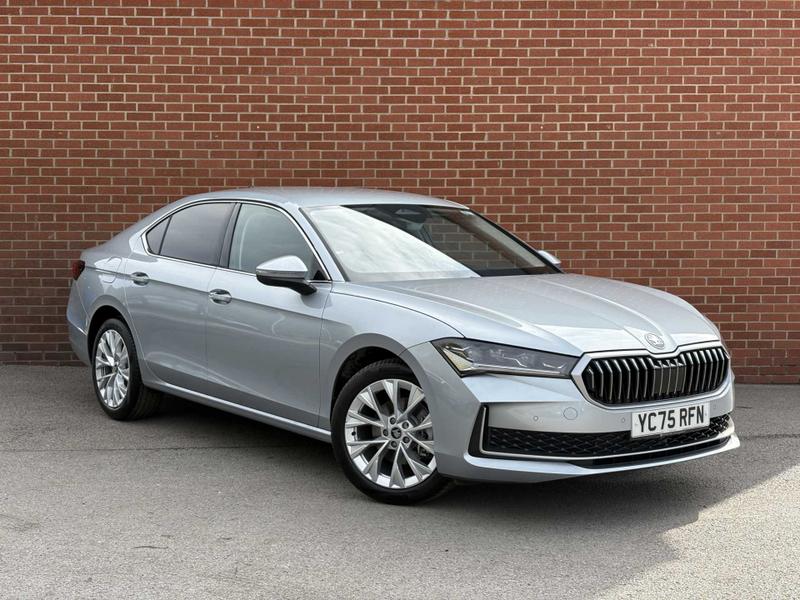 Used Skoda Superb 2025 for sale - 76222710: Photo 1