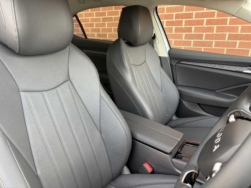 Used Skoda Superb 2025 for sale - 76222710: Photo 10