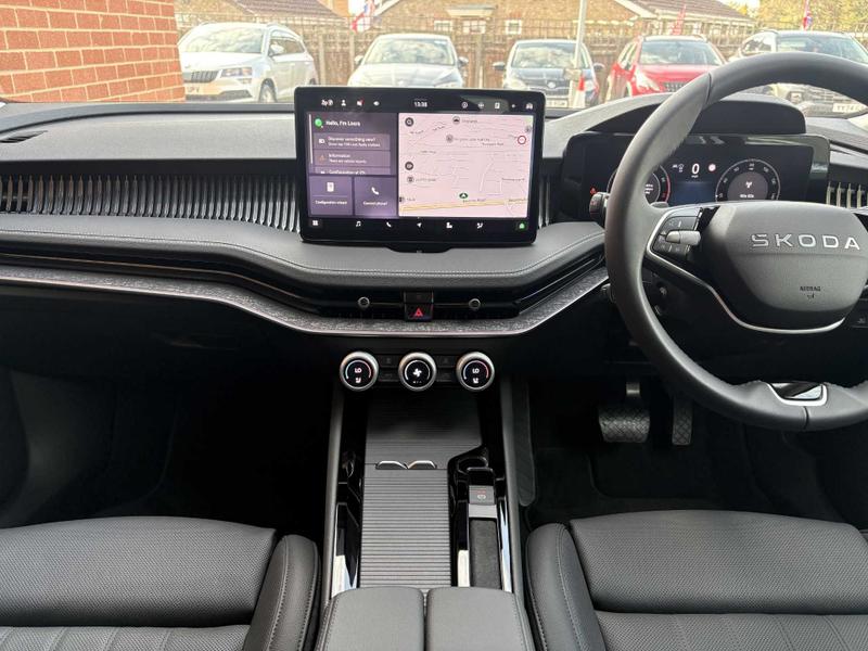 Used Skoda Superb 2025 for sale - 76222710: Photo 17