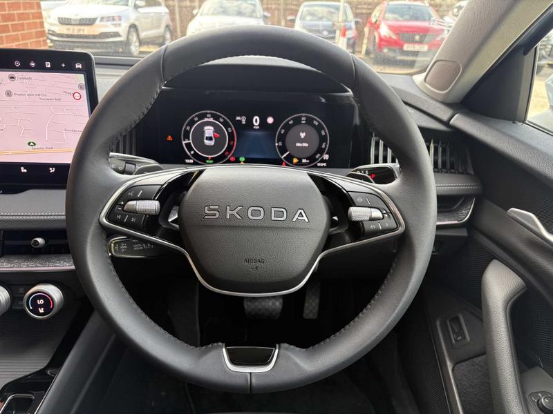 Used Skoda Superb 2025 for sale - 76222710: Photo 19