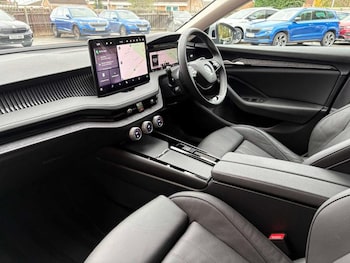 Used Skoda Superb 2024 for sale - 76433995: Photo