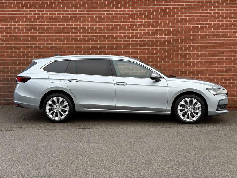 Used Skoda Superb 2024 for sale - 76433995: Photo 4