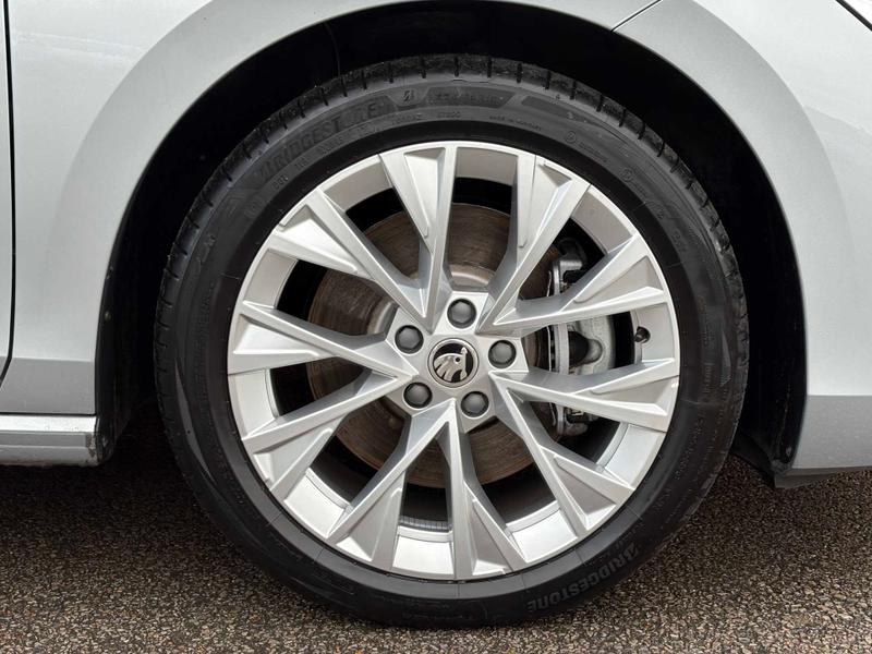 Used Skoda Superb 2024 for sale - 76433995: Photo 5