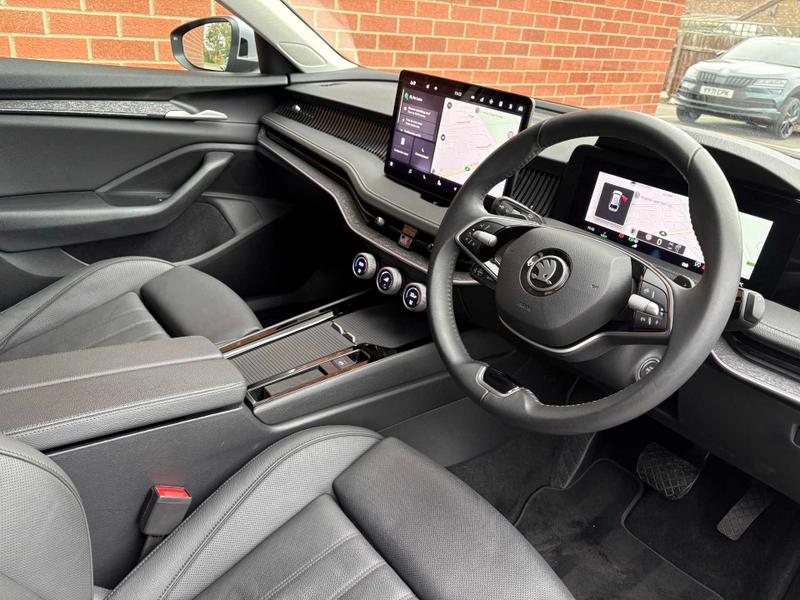 Used Skoda Superb 2024 for sale - 76433995: Photo 6