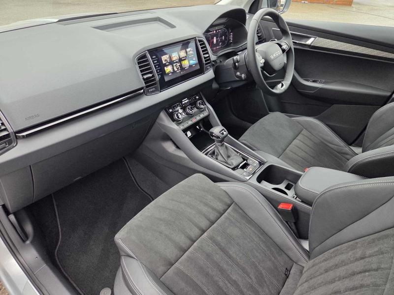 Used Skoda Karoq 2025 for sale - 77505667: Photo 2