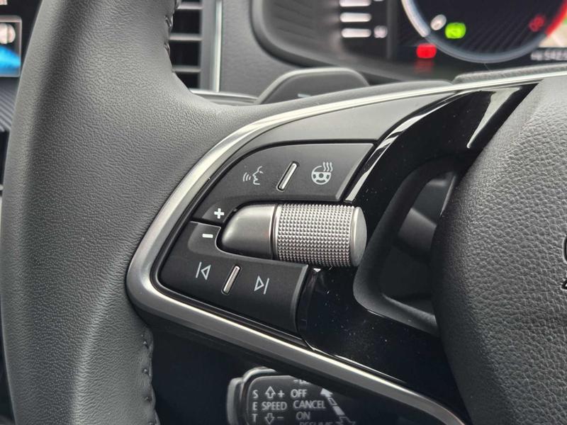 Used Skoda Karoq 2025 for sale - 77505667: Photo 9