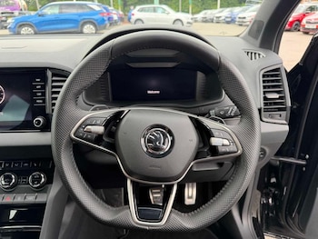 Used Skoda Karoq 2024 for sale - 79280981: Photo