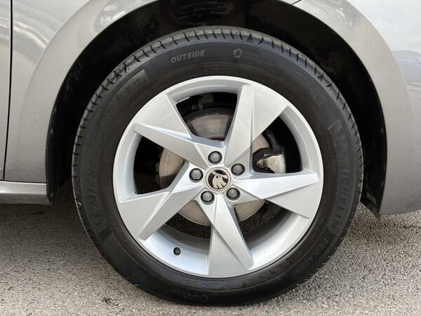 Used Skoda Kamiq 2023 for sale - 76131310: Photo 5